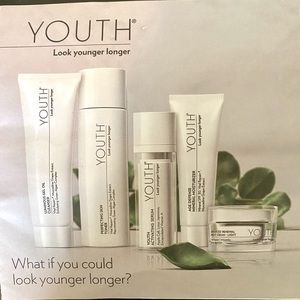 YOUTH Advanced Anti Aging Regiment